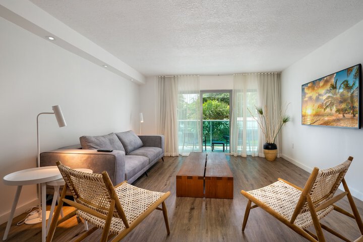 Beach Haus Bal Harbour