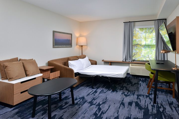Room 11 of 49