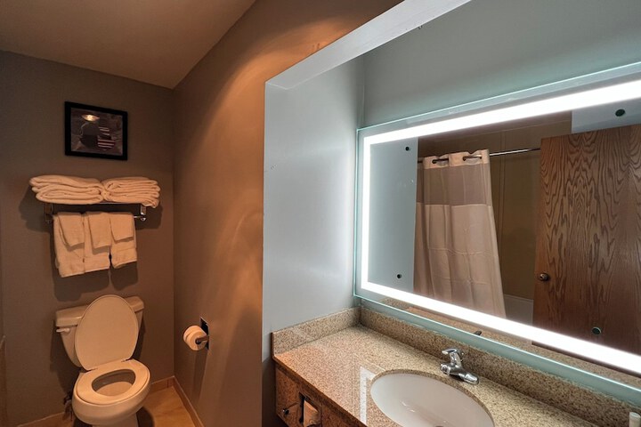 Room 17 of 21