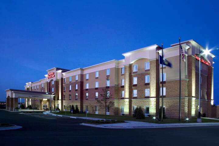 Hotel 3 of 25