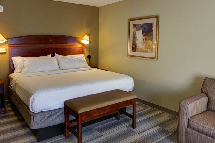 Room 40 of 93