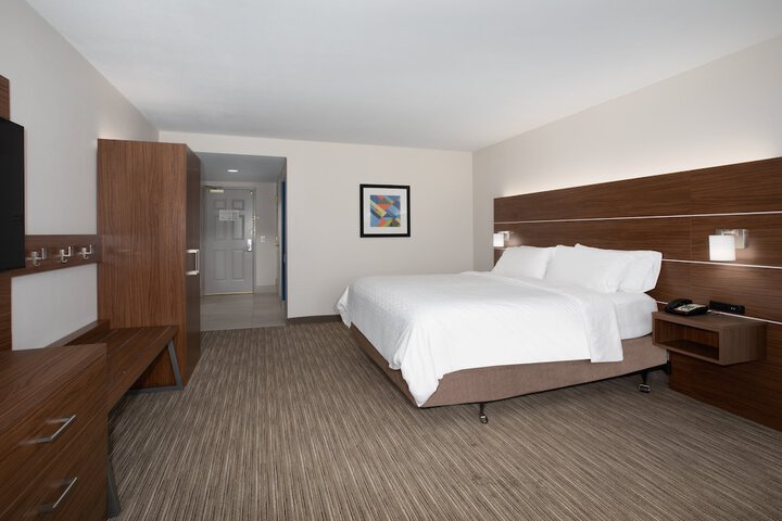 Holiday Inn Express Yreka-Shasta Area by IHG