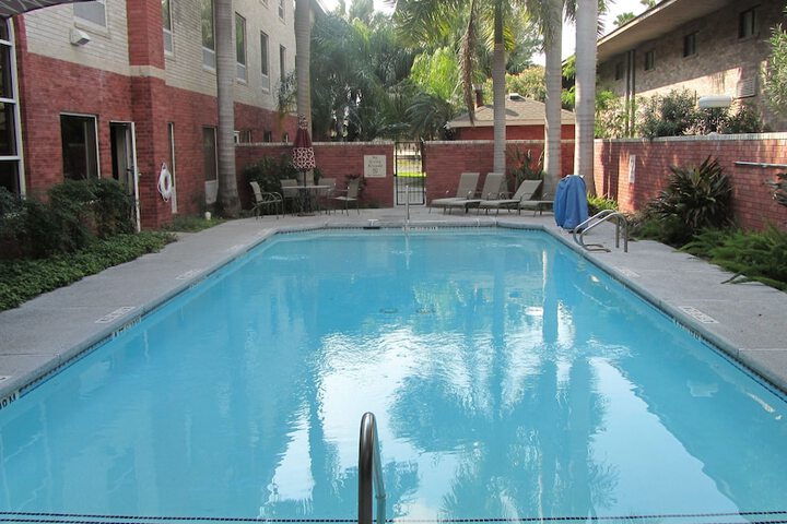 Pool 15 of 47