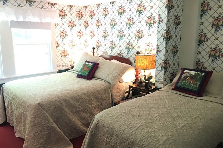 Room 51 of 137