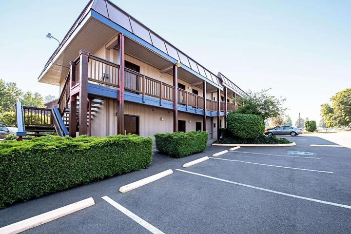 Rodeway Inn Enumclaw Mount Rainer-Crystal Mountain Area