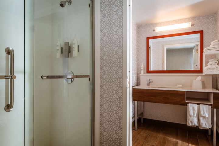 Room 53 of 73