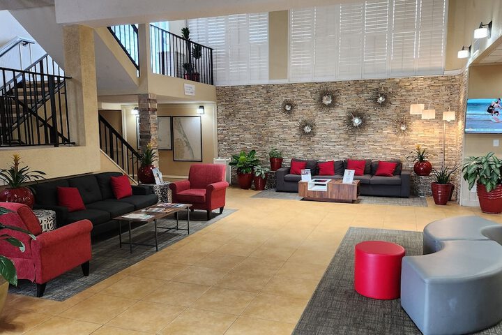 Ramada Plaza by Wyndham Nags Head Oceanfront
