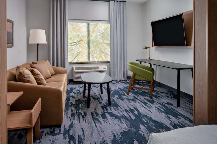 Room 16 of 29