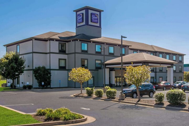 Hotel 2 of 44