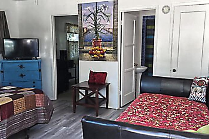 Room 53 of 111