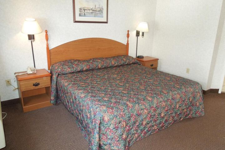 Room 14 of 26