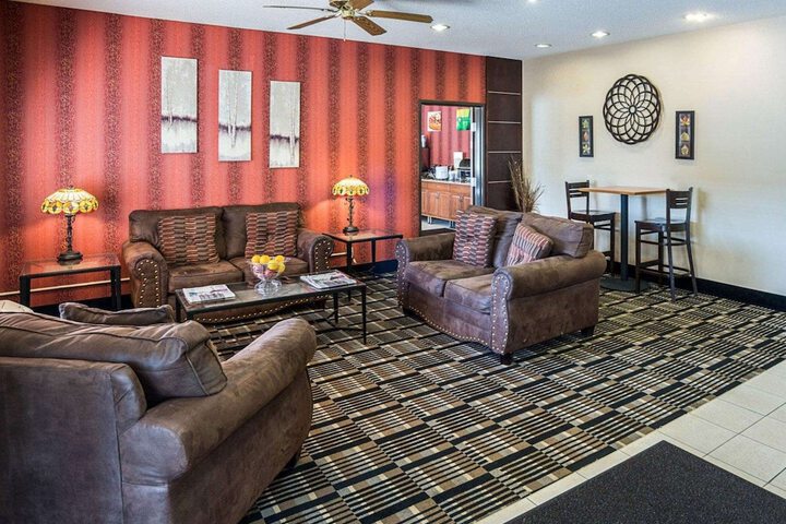 Hotel Interior 12 of 39