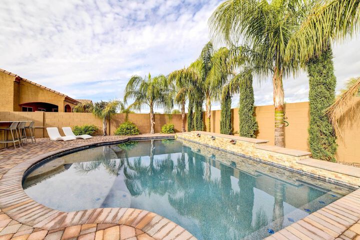 Pool BBQ & Bar: Family Home in Queen Creek
