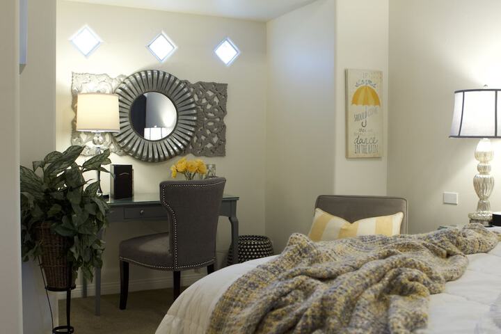Room 9 of 39