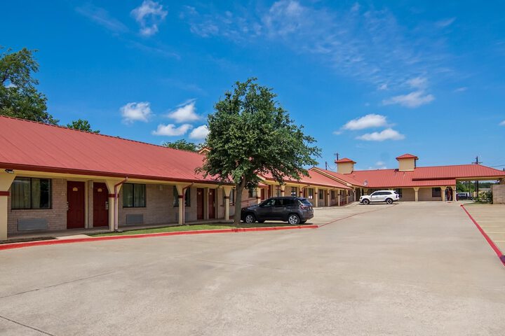 Americas Best Value Inn Weatherford TX