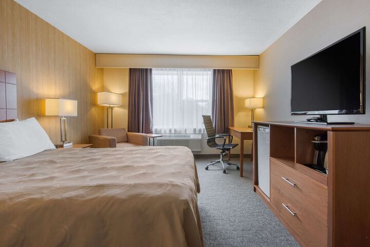 Room 8 of 26