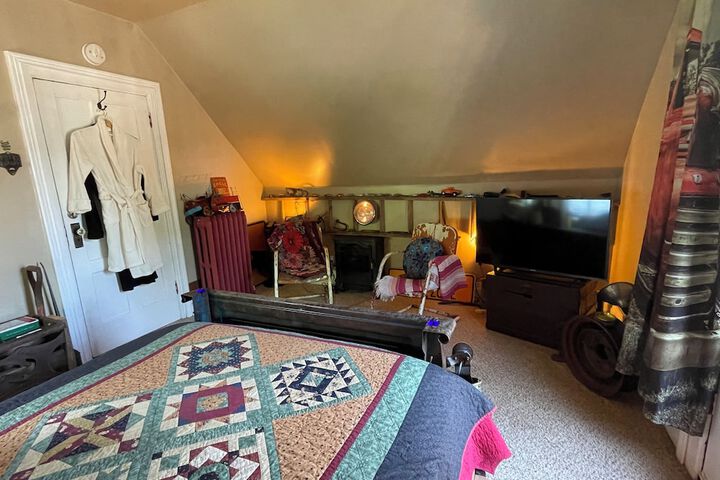 Secrets on Main Bed & Breakfast