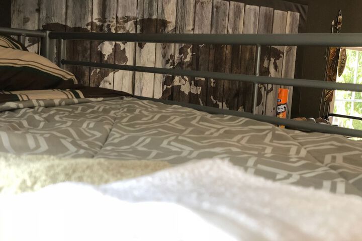 Room 12 of 74