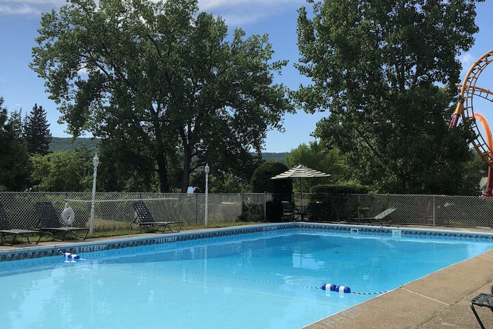 Pool 5 of 28