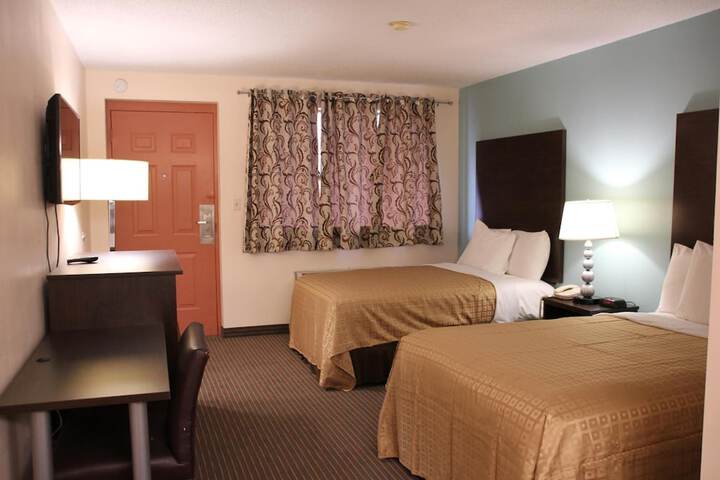 Room 32 of 32