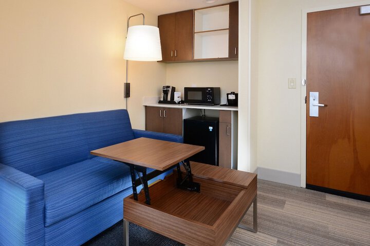 Room 31 of 53