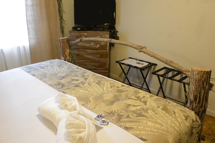 Room 44 of 51