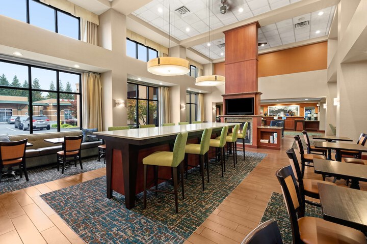 Hampton Inn & Suites Burlington