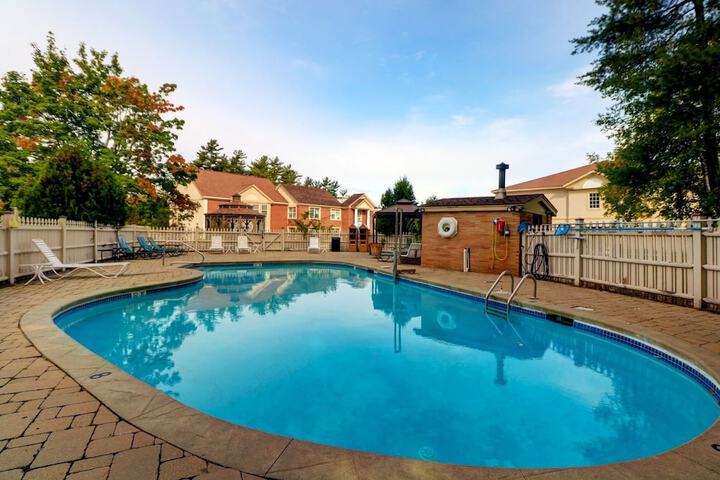 Pool 15 of 142