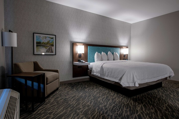 Room 43 of 72