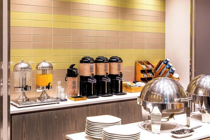 Breakfast/Coffee Service 23 of 27