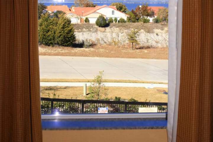 Hampton Inn Dallas-Rockwall