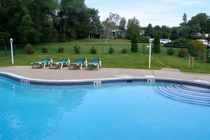 Pool 9 of 46