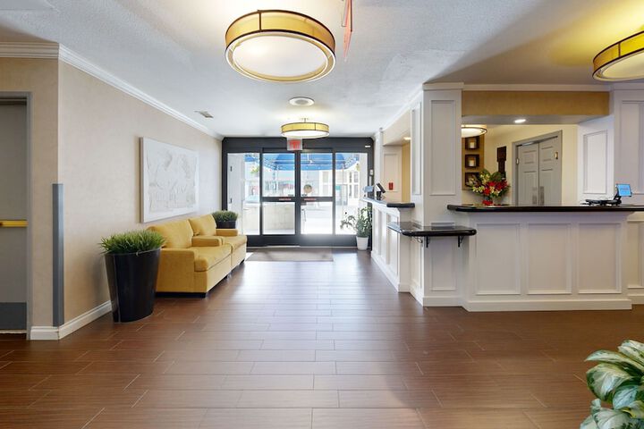 Hotel Interior 10 of 49
