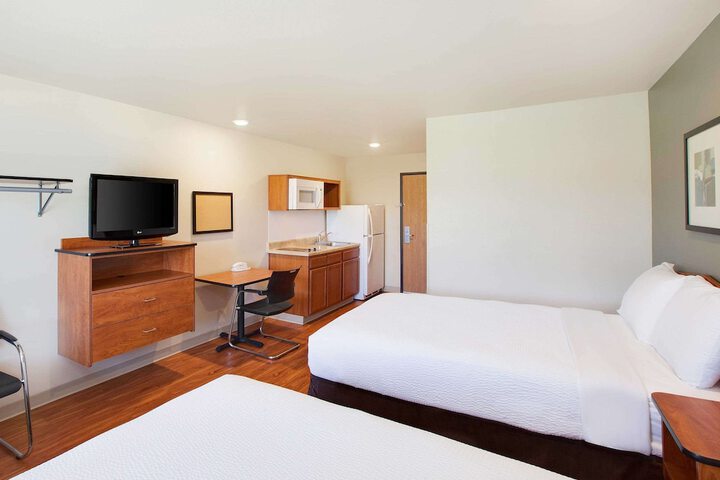 Room 15 of 23