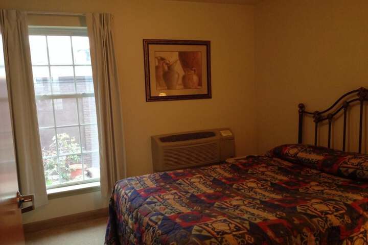 Room 30 of 38