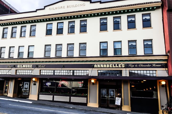 Hotel 4 of 67