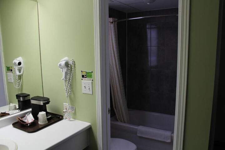 Room 30 of 71