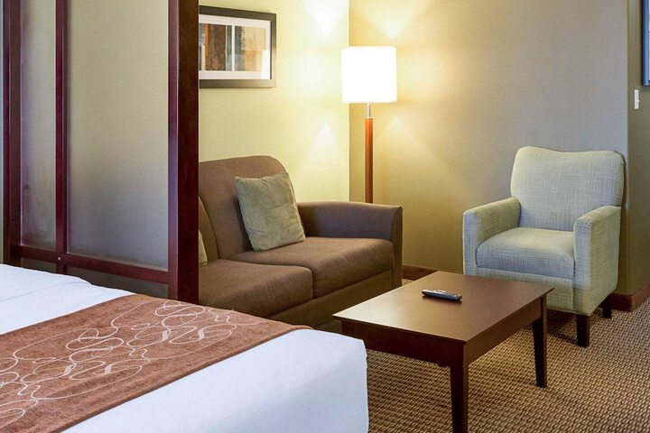 Room 21 of 34