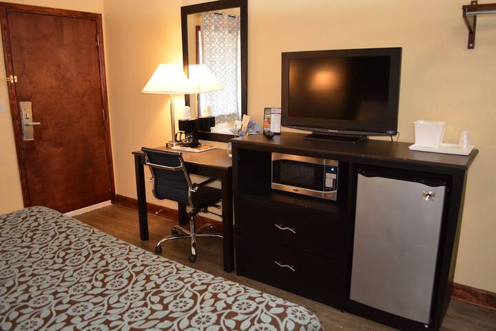 Room 30 of 53