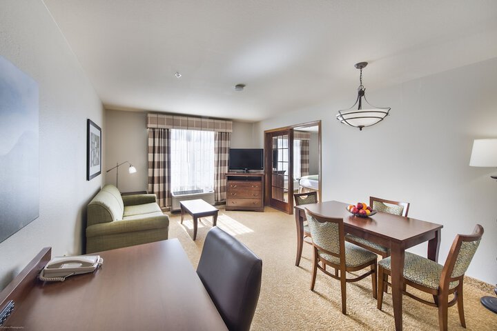 Country Inn & Suites by Radisson Greeley, CO