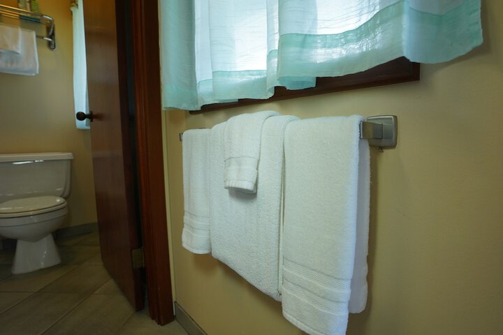 Room 33 of 56