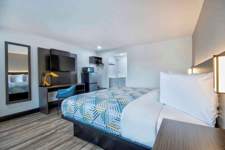 Room 21 of 26
