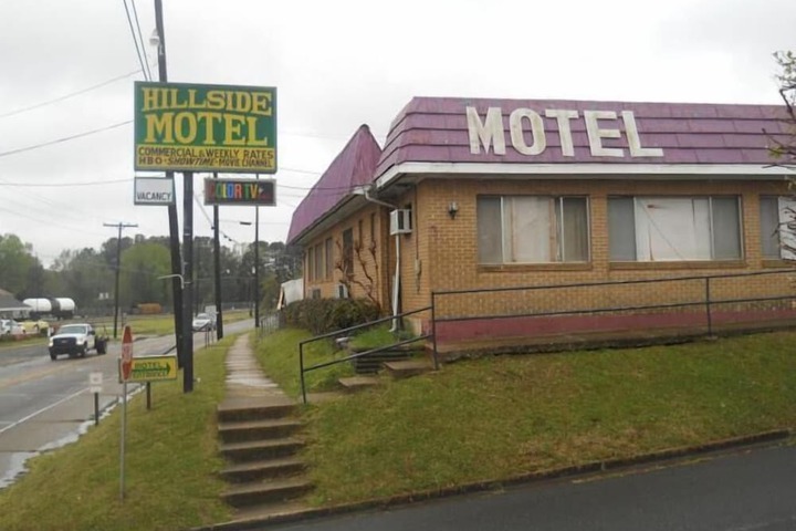 Hotel 2 of 50
