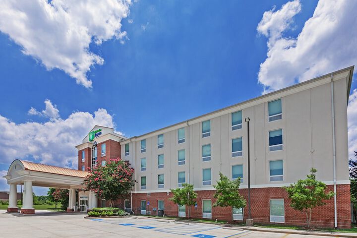 Hotel 8 of 51