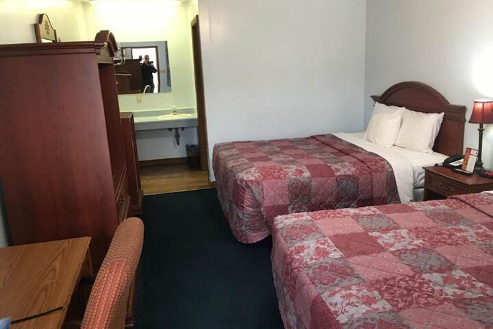Room 11 of 22