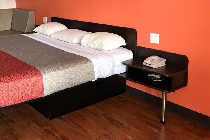 Motel 6-Bremen GA