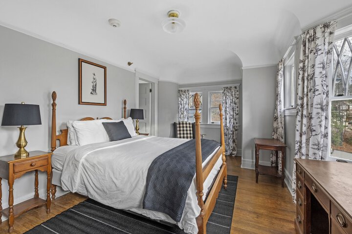 Room 41 of 68