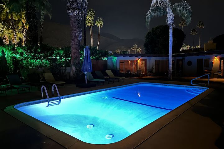 Pool 7 of 85