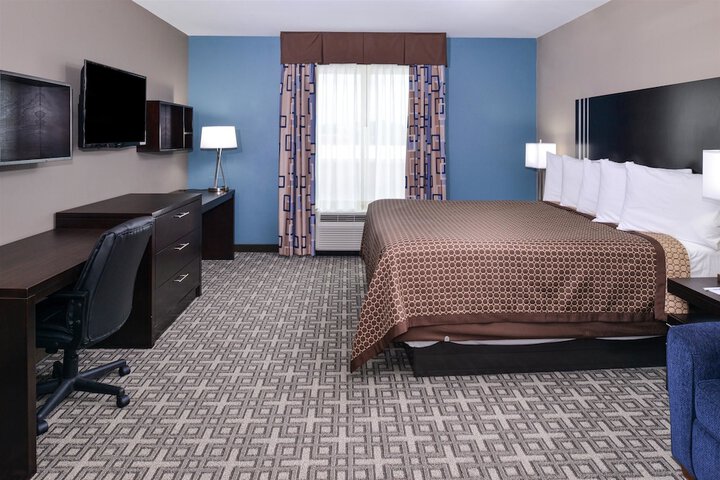 Room 14 of 25