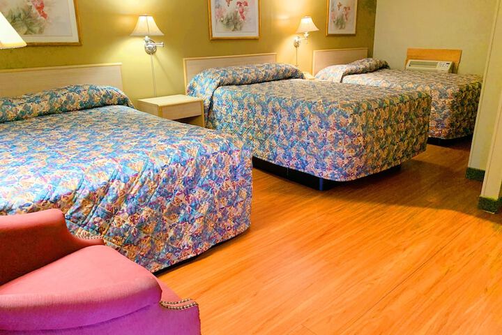 Room 34 of 38